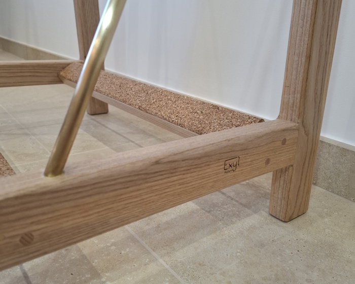 Conception et fabrication de meubles repose guitares